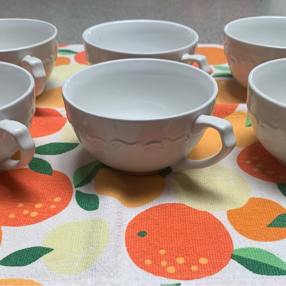 Minimalist White Ceramic Mug Set for Dining
